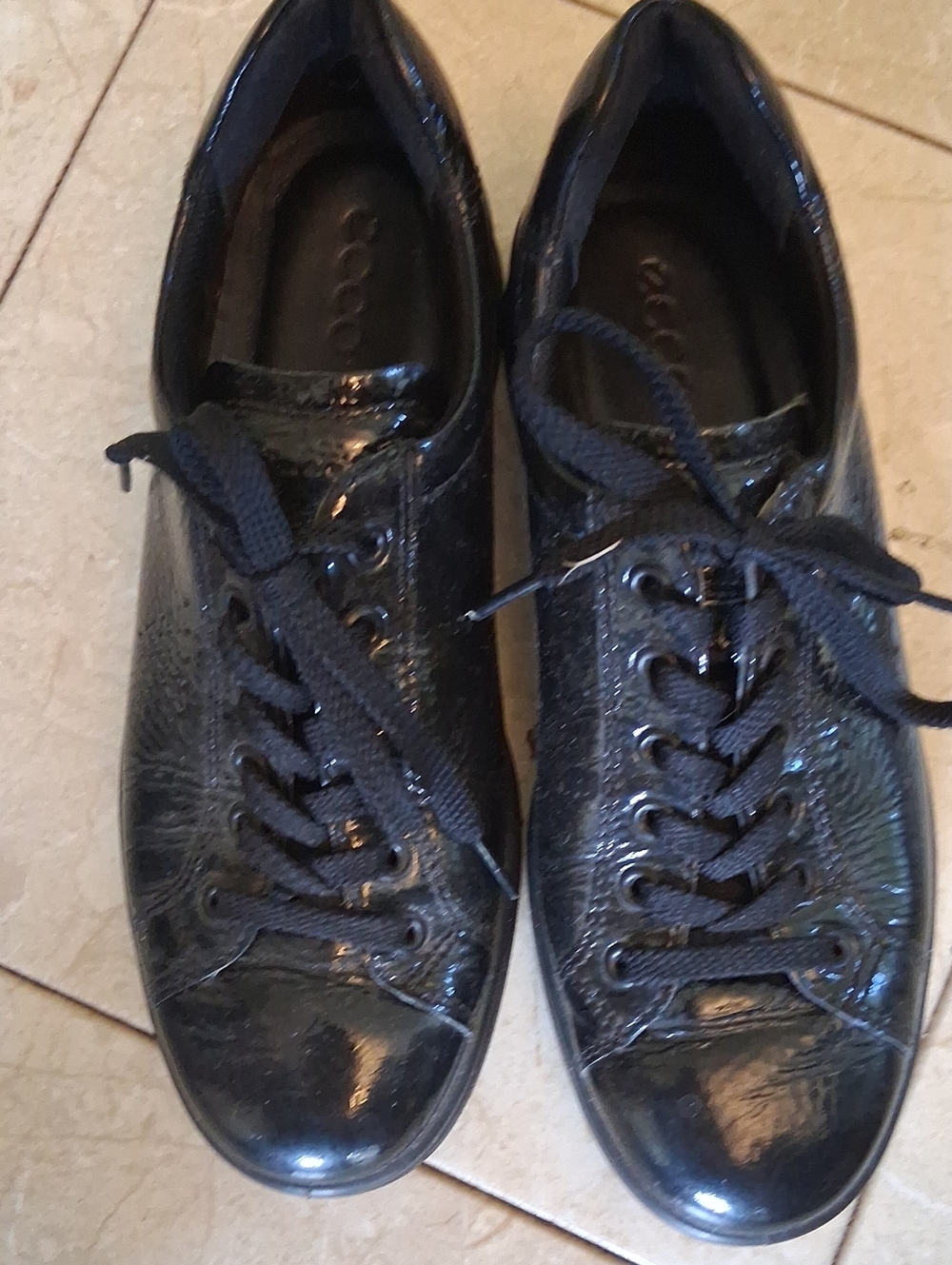 Ecco Black Patent Leather Lace-Up Sneakers 8.5 Or 39
